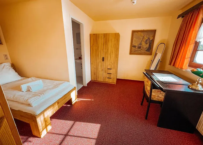 Zum Erzgebirge Pensionat 3*